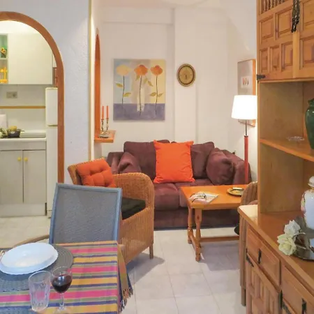 Apartment Three-bedroom In